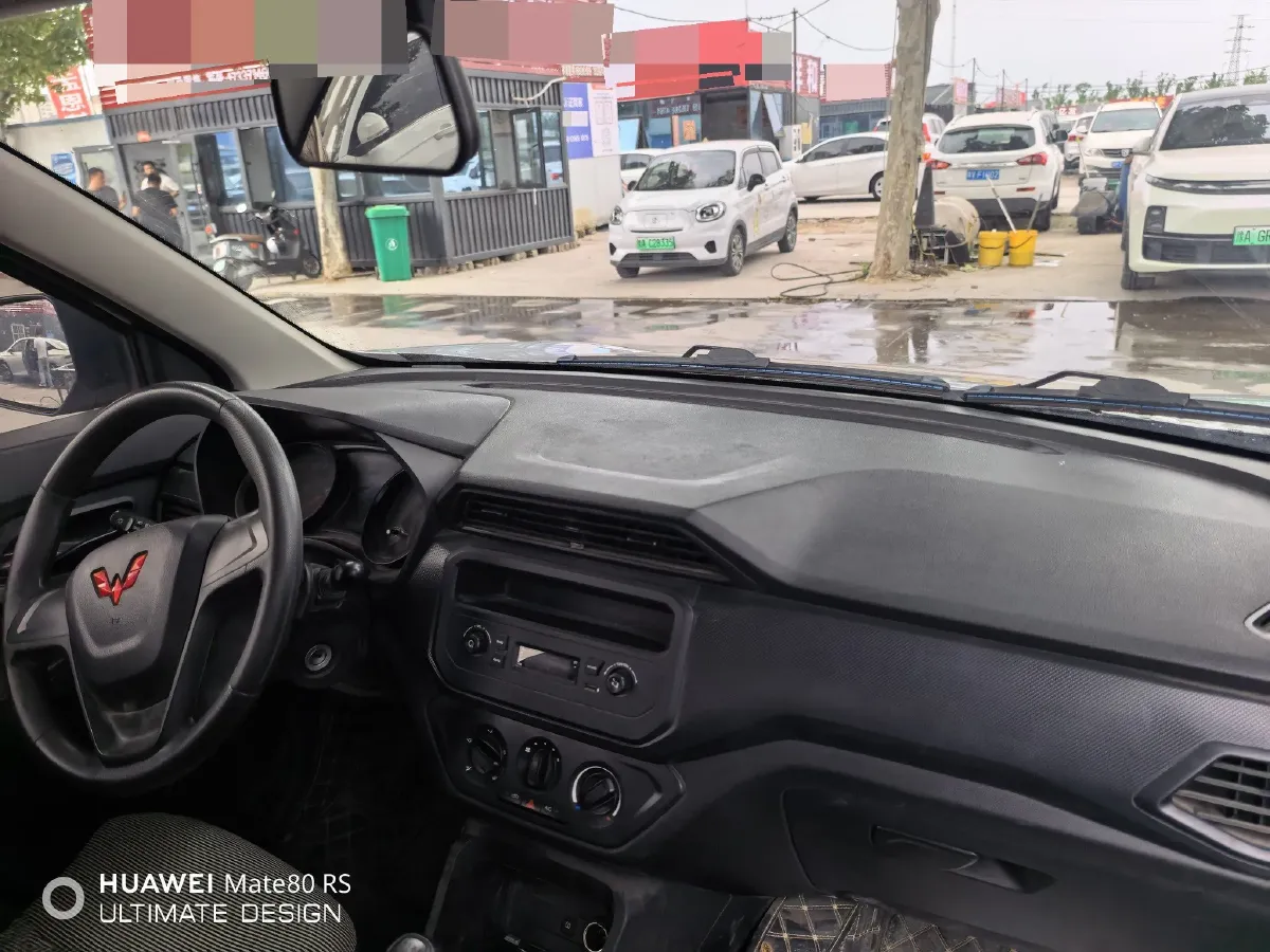 2021 WuLing HongGuang 1.5L 99HP L4 6MT,autocango,china used car exporter,china ev exporter,chinese used car exporter,chinese used ev exporter