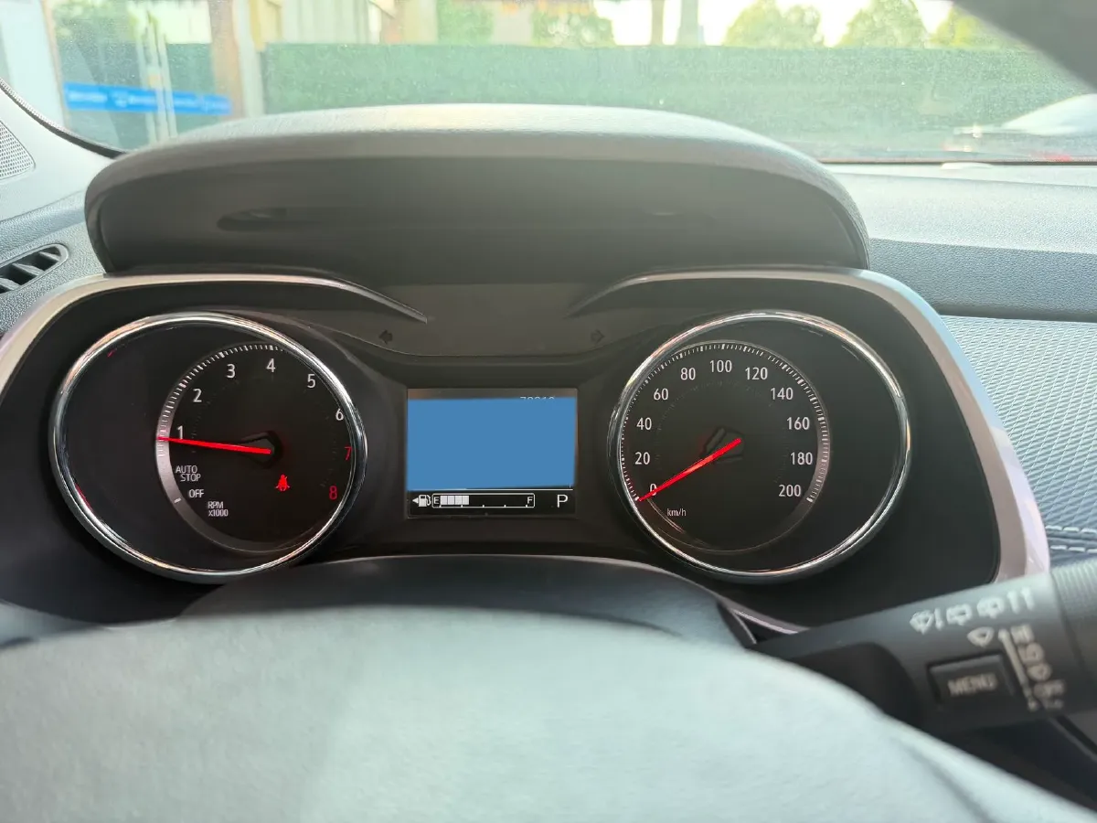 2021 Chevrolet Trax 1.0T 125HP L3 6AT,autocango,china used car exporter,china ev exporter,chinese used car exporter,chinese used ev exporter