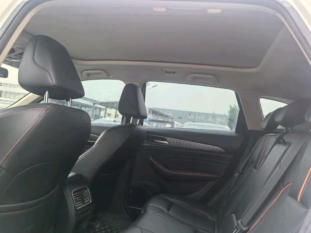 2021 Haval F7 2.0T 224HP L4 7DCT,autocango,china used car exporter,china ev exporter,chinese used car exporter,chinese used ev exporter