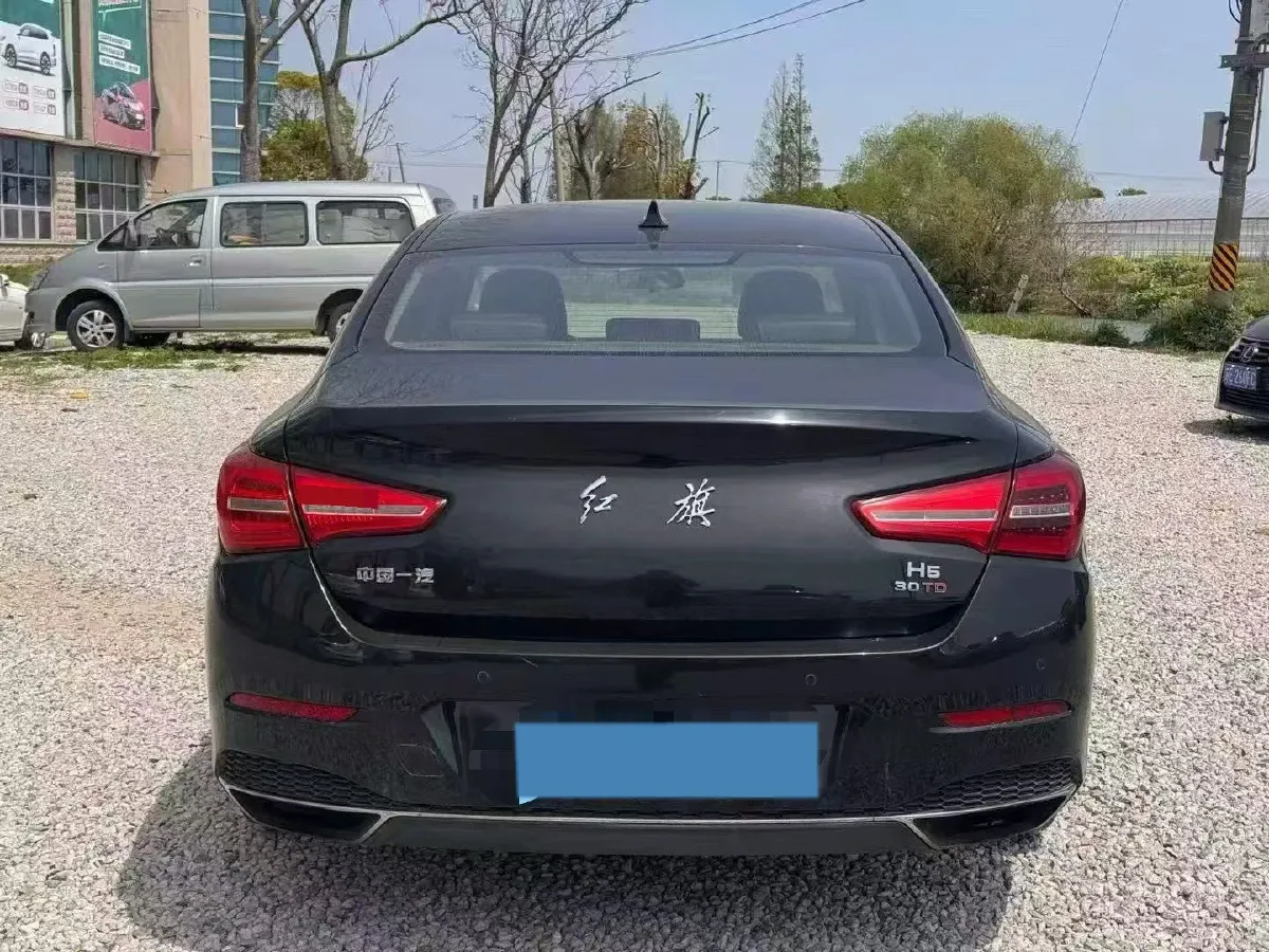 2020 HongQi H5 1.5T 169HP L4 7DCT,autocango,china used car exporter,china ev exporter,chinese used car exporter,chinese used ev exporter