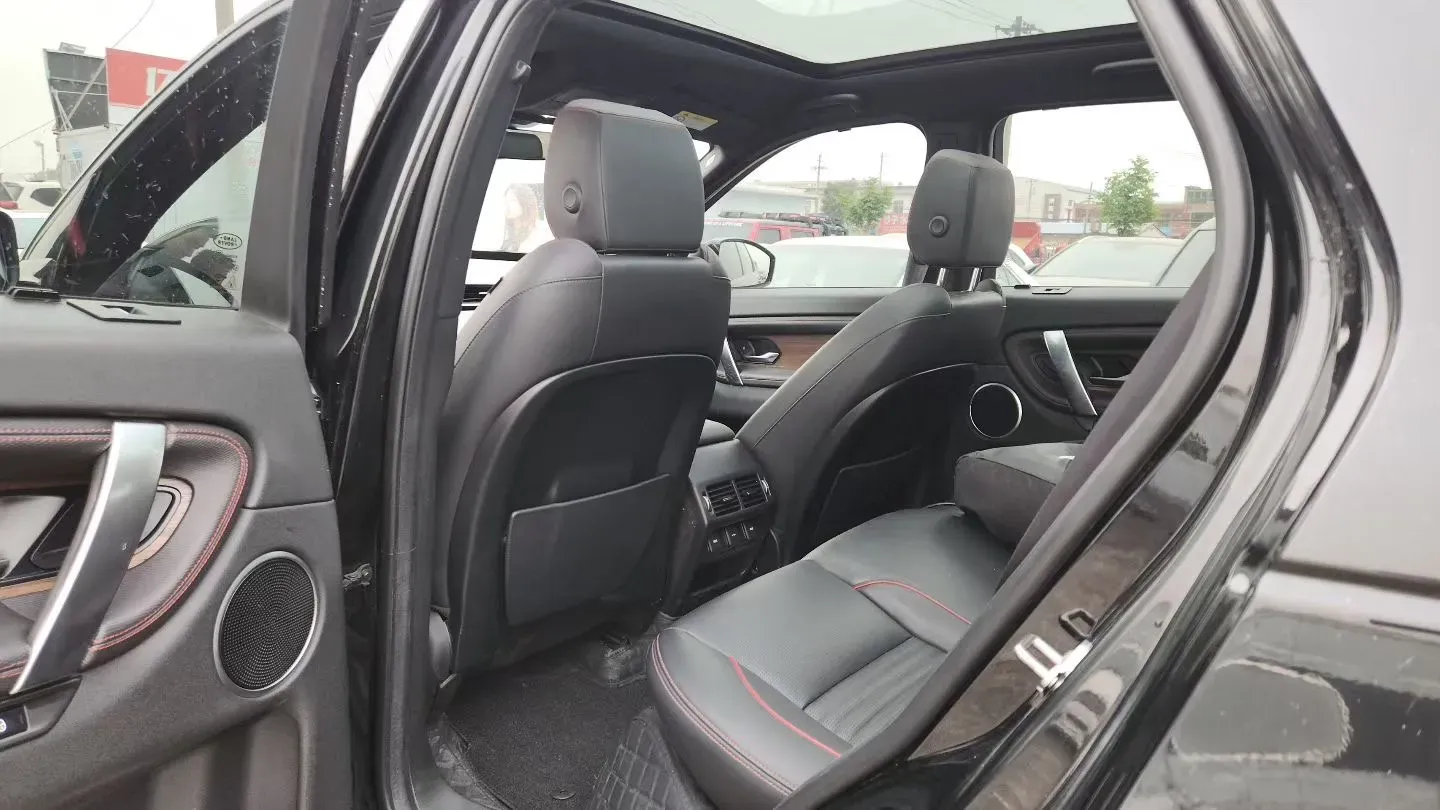 2021 Land Rover Discovery Sport 2.0T 249HP L4 9AT,autocango,china used car exporter,china ev exporter,chinese used car exporter,chinese used ev exporter