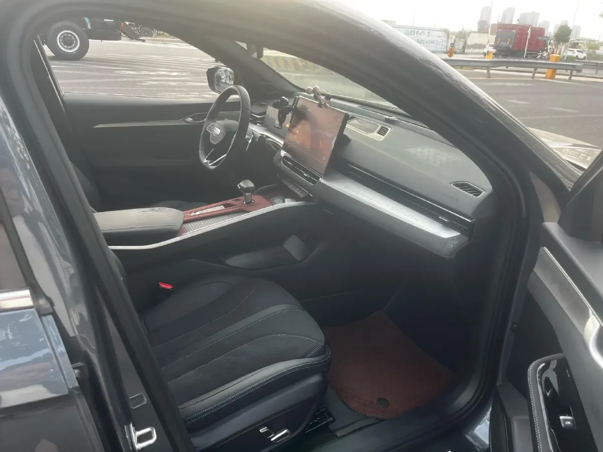 2025 Geely Preface 2.0T 238HP L4 8AT,autocango,china used car exporter,china ev exporter,chinese used car exporter,chinese used ev exporter