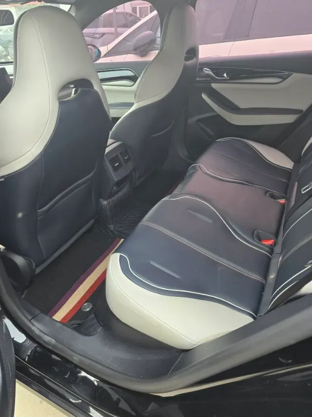 2021 Haval F7 1.5T 169HP L4 7DCT,autocango,china used car exporter,china ev exporter,chinese used car exporter,chinese used ev exporter