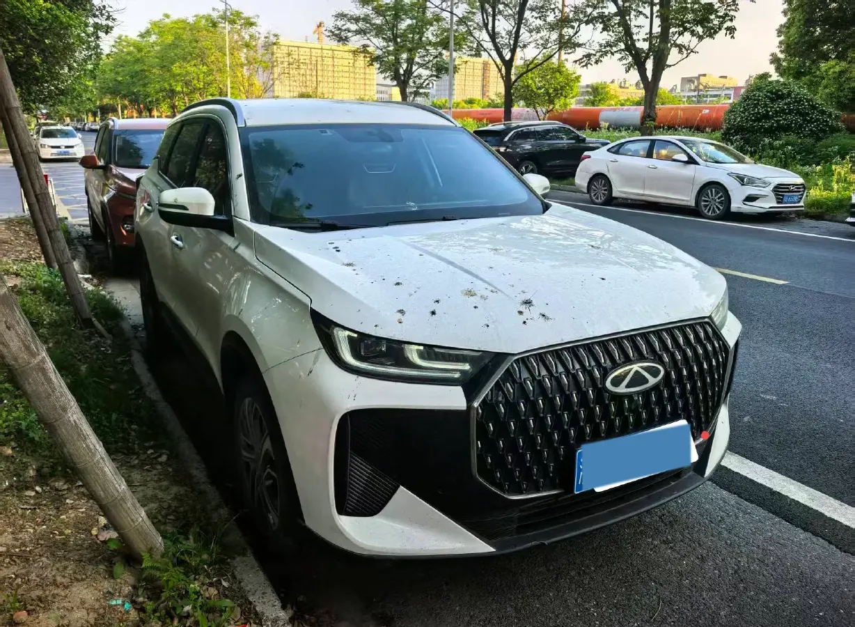 2023 Chery Tiggo 7 Plus 1.6T 197HP L4 7DCT,autocango,china used car exporter,china ev exporter,chinese used car exporter,chinese used ev exporter