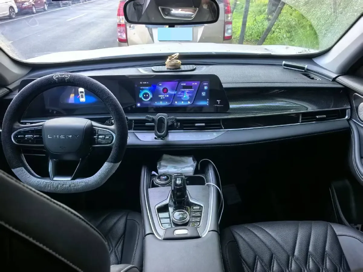 2023 Chery Tiggo 7 Plus 1.6T 197HP L4 7DCT,autocango,china used car exporter,china ev exporter,chinese used car exporter,chinese used ev exporter