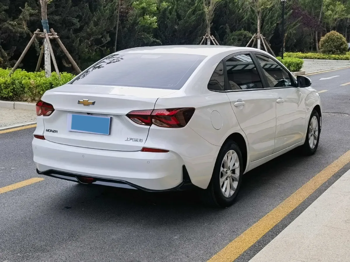 2023 Chevrolet Monza 1.5L 113HP L4 6DCT,autocango,china used car exporter,china ev exporter,chinese used car exporter,chinese used ev exporter