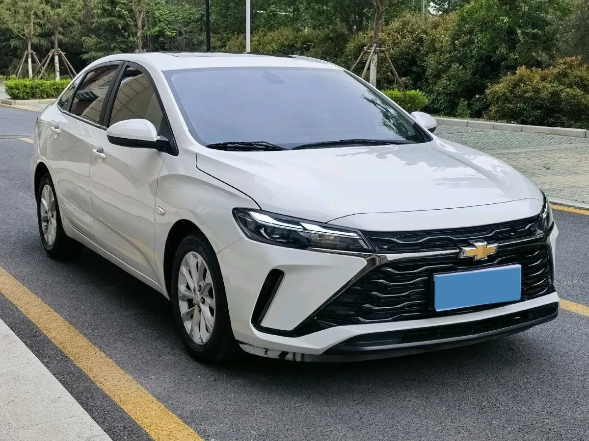 2023 Chevrolet Monza 1.5L 113HP L4 6DCT,autocango,china used car exporter,china ev exporter,chinese used car exporter,chinese used ev exporter