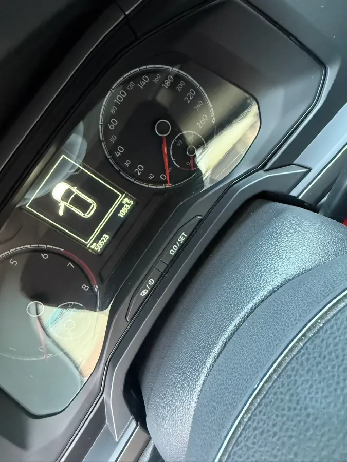 2019 Volkswagen Polo 1.5L 113HP L4 6AT,autocango,china used car exporter,china ev exporter,chinese used car exporter,chinese used ev exporter