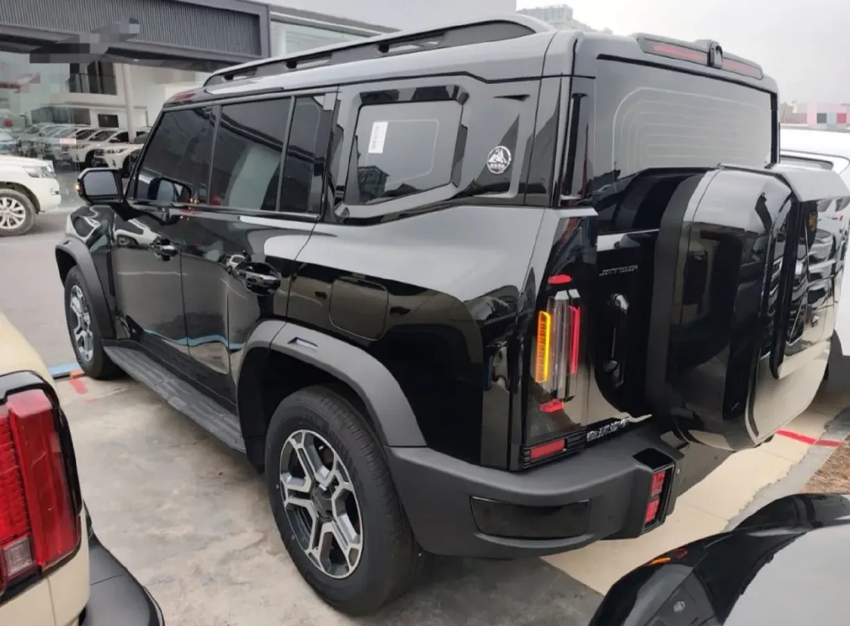 2026 Jetour Traveller 1.5T 184HP L4 7DCT,autocango,china used car exporter,china ev exporter,chinese used car exporter,chinese used ev exporter