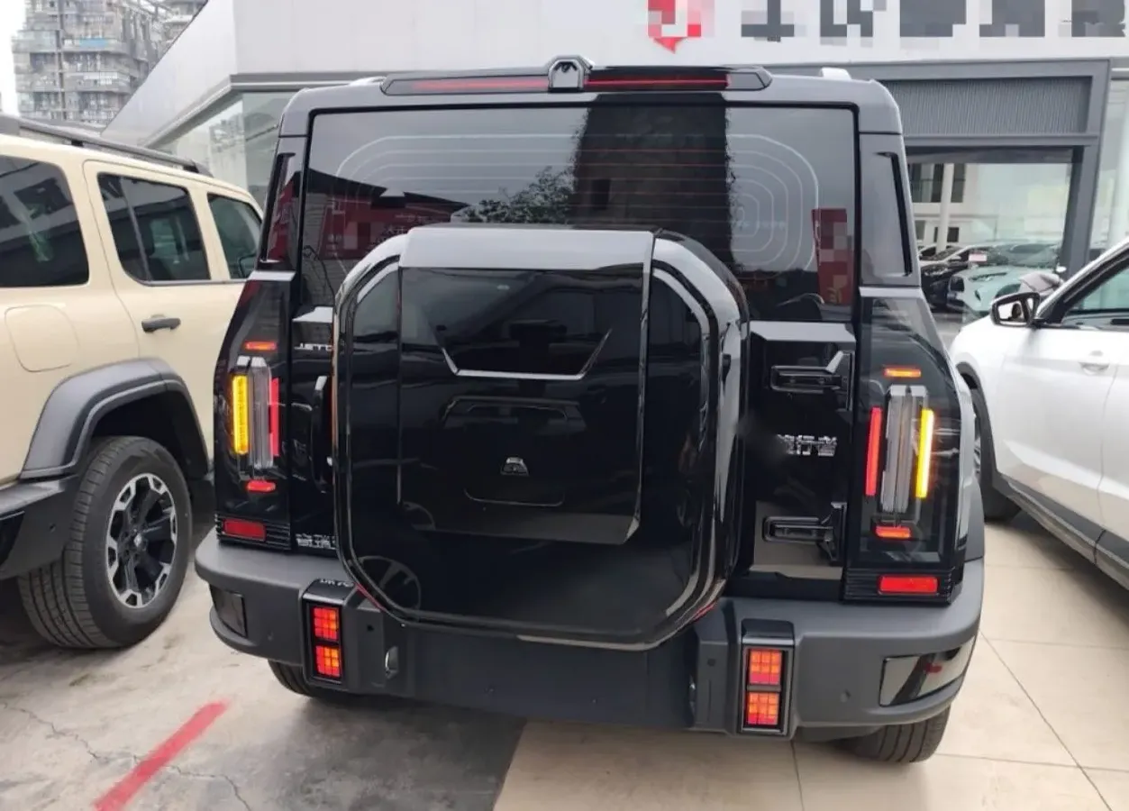 2026 Jetour Traveller 1.5T 184HP L4 7DCT,autocango,china used car exporter,china ev exporter,chinese used car exporter,chinese used ev exporter