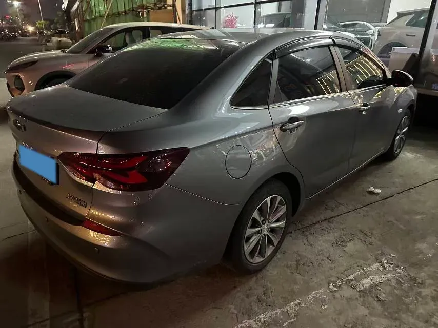 2022 Chevrolet Monza 1.5L 113HP L4 6AT,autocango,china used car exporter,china ev exporter,chinese used car exporter,chinese used ev exporter