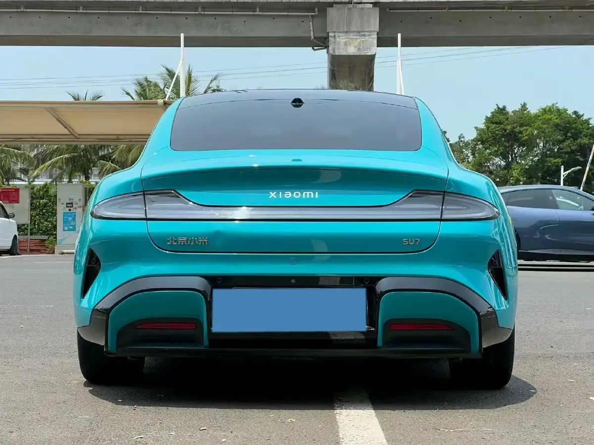 2024 MI SU7 BEV 73.6KWH,autocango,china used car exporter,china ev exporter,chinese used car exporter,chinese used ev exporter