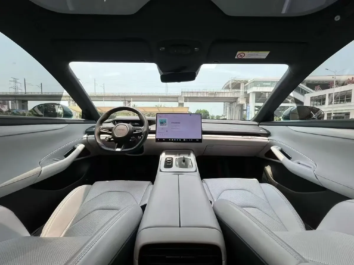 2024 MI SU7 BEV 73.6KWH,autocango,china used car exporter,china ev exporter,chinese used car exporter,chinese used ev exporter