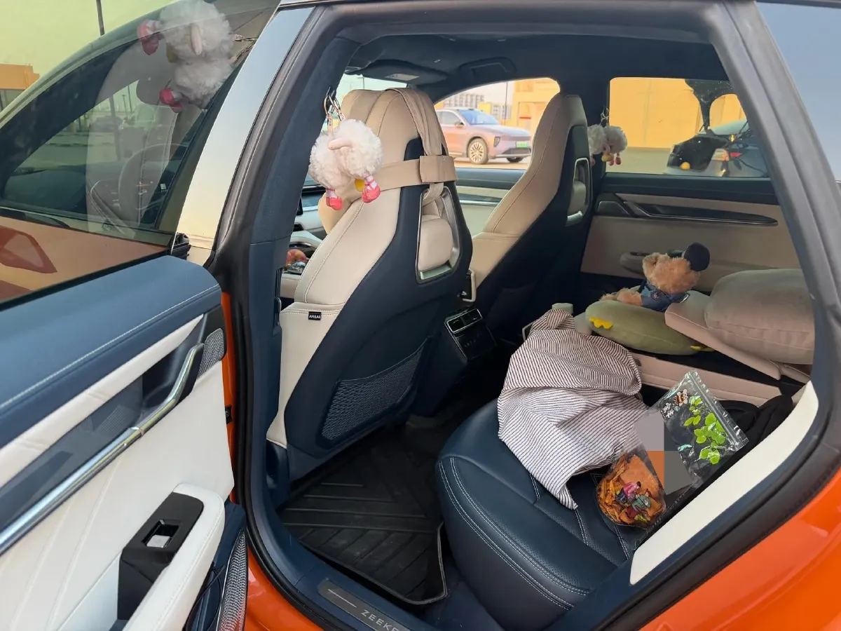 2023 Zeekr 001 BEV 100KWH,autocango,china used car exporter,china ev exporter,chinese used car exporter,chinese used ev exporter