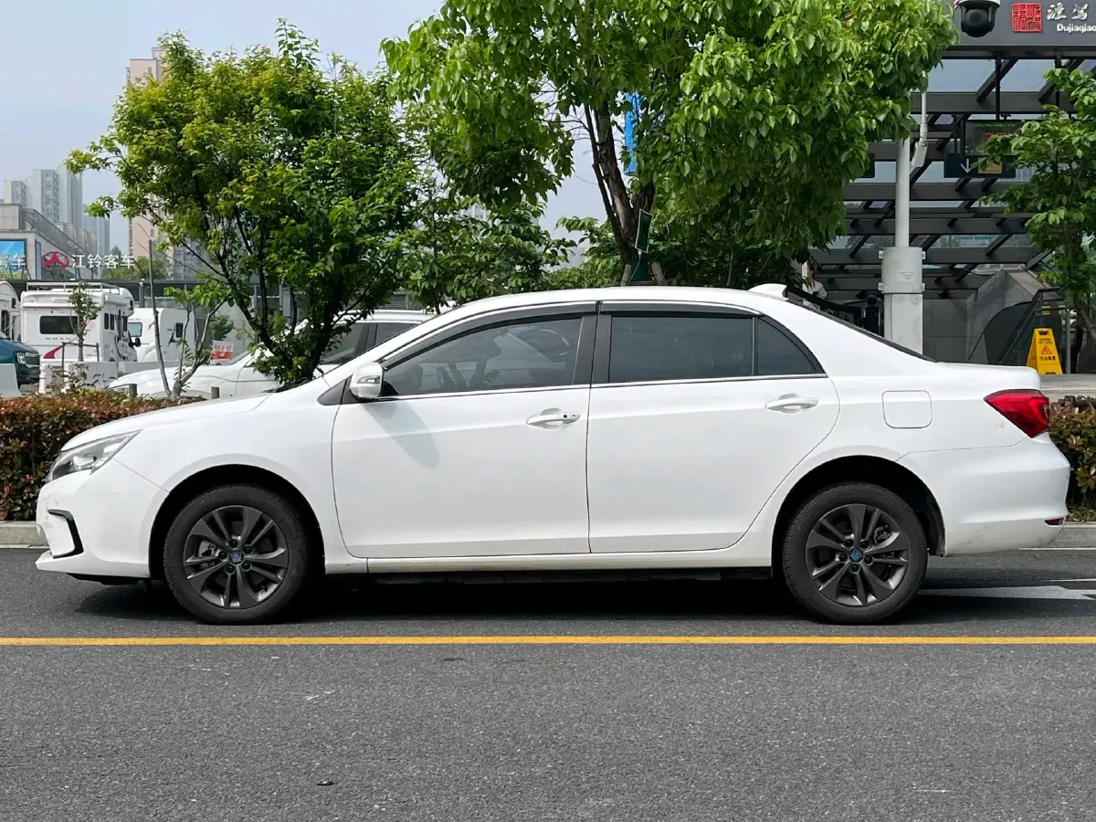 2018 BYD Qin 1.5T 154HP L4 6DCT PHEV 15.2KWH,autocango,china used car exporter,china ev exporter,chinese used car exporter,chinese used ev exporter