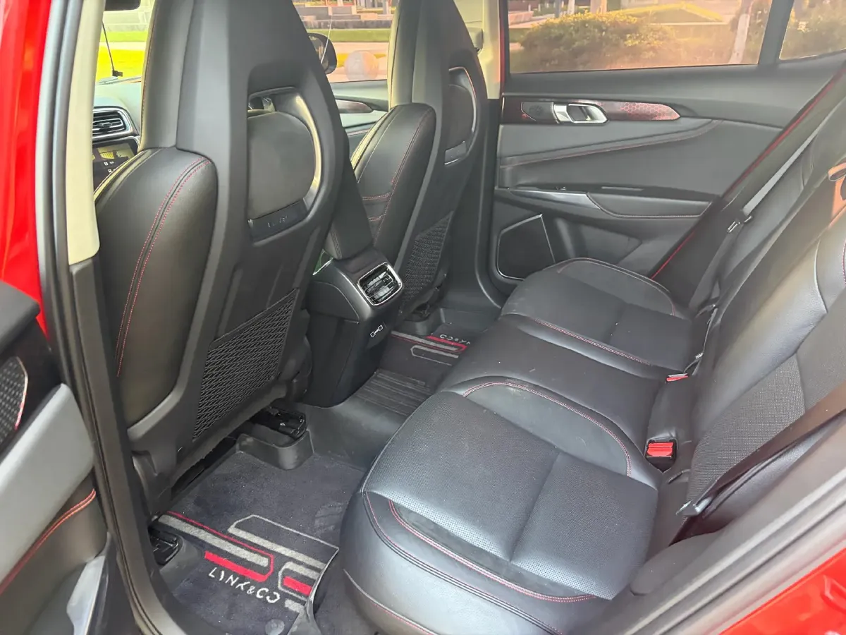 2019 LYNK&CO 01 2.0T 190HP L4 7DCT,autocango,china used car exporter,china ev exporter,chinese used car exporter,chinese used ev exporter