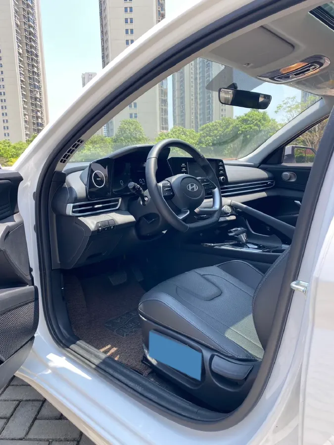 2023 Hyundai Elantra 1.5L 115HP L4 CVT,autocango,china used car exporter,china ev exporter,chinese used car exporter,chinese used ev exporter