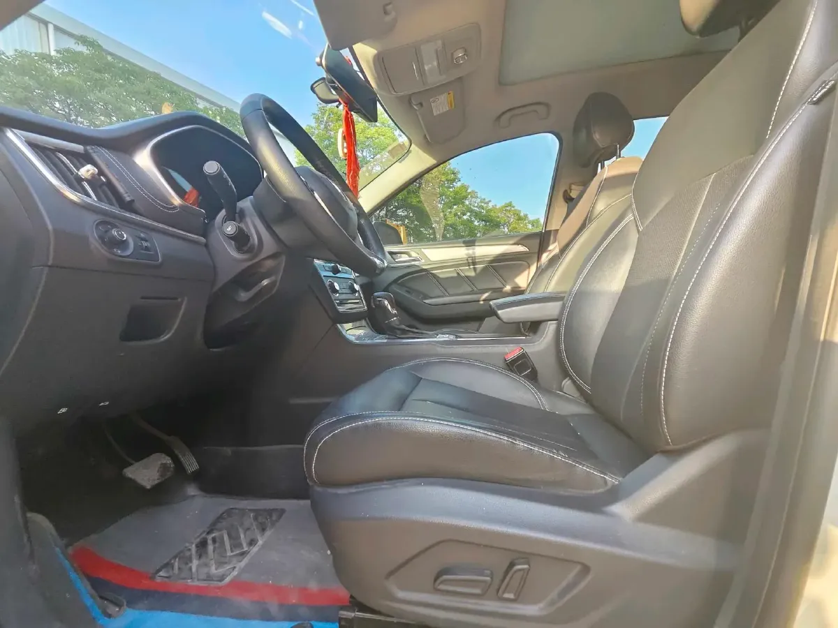 2018 Roewe RX5 1.5T 169HP L4 7DCT,autocango,china used car exporter,china ev exporter,chinese used car exporter,chinese used ev exporter