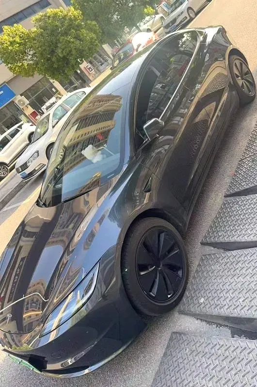 2025 Tesla Model 3 BEV 62.5KWH,autocango,china used car exporter,china ev exporter,chinese used car exporter,chinese used ev exporter