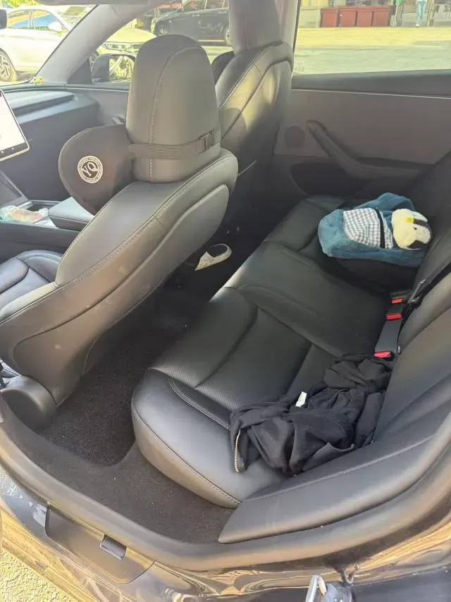 2025 Tesla Model 3 BEV 62.5KWH,autocango,china used car exporter,china ev exporter,chinese used car exporter,chinese used ev exporter