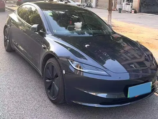2025 Tesla Model 3 BEV 62.5KWH,autocango,china used car exporter,china ev exporter,chinese used car exporter,chinese used ev exporter