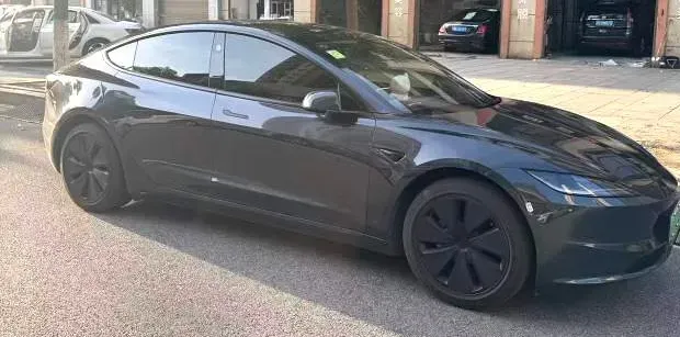 2025 Tesla Model 3 BEV 62.5KWH,autocango,china used car exporter,china ev exporter,chinese used car exporter,chinese used ev exporter