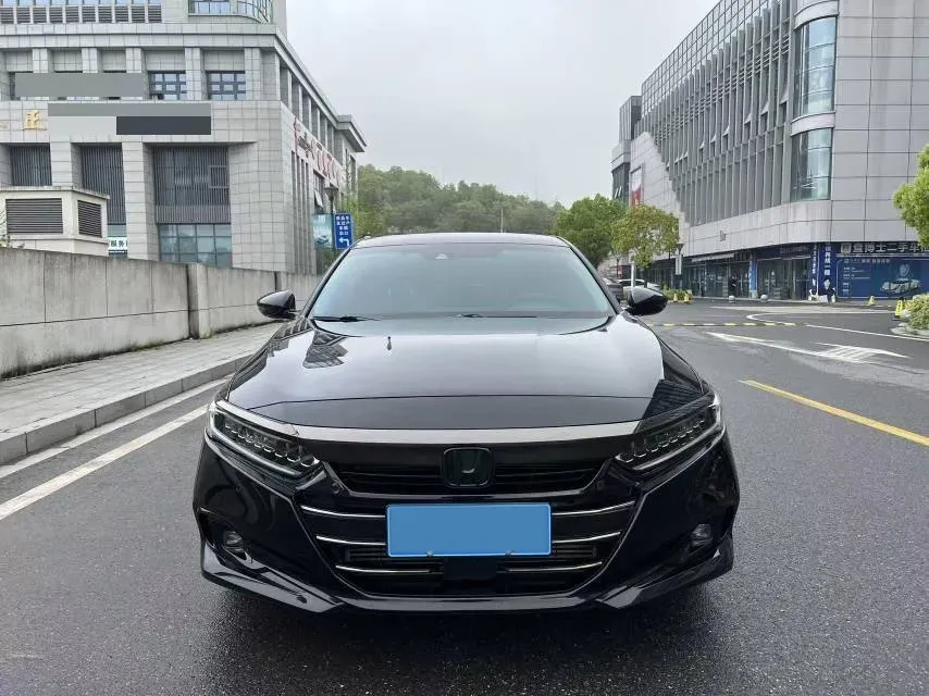 2022 Honda Accord 1.5T 194HP L4 CVT,autocango,china used car exporter,china ev exporter,chinese used car exporter,chinese used ev exporter