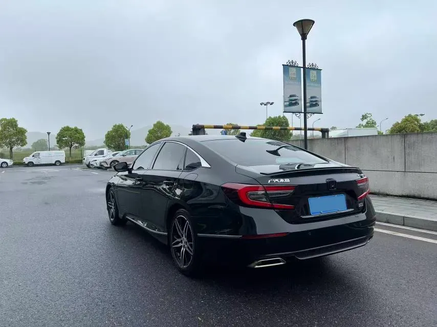 2022 Honda Accord 1.5T 194HP L4 CVT,autocango,china used car exporter,china ev exporter,chinese used car exporter,chinese used ev exporter