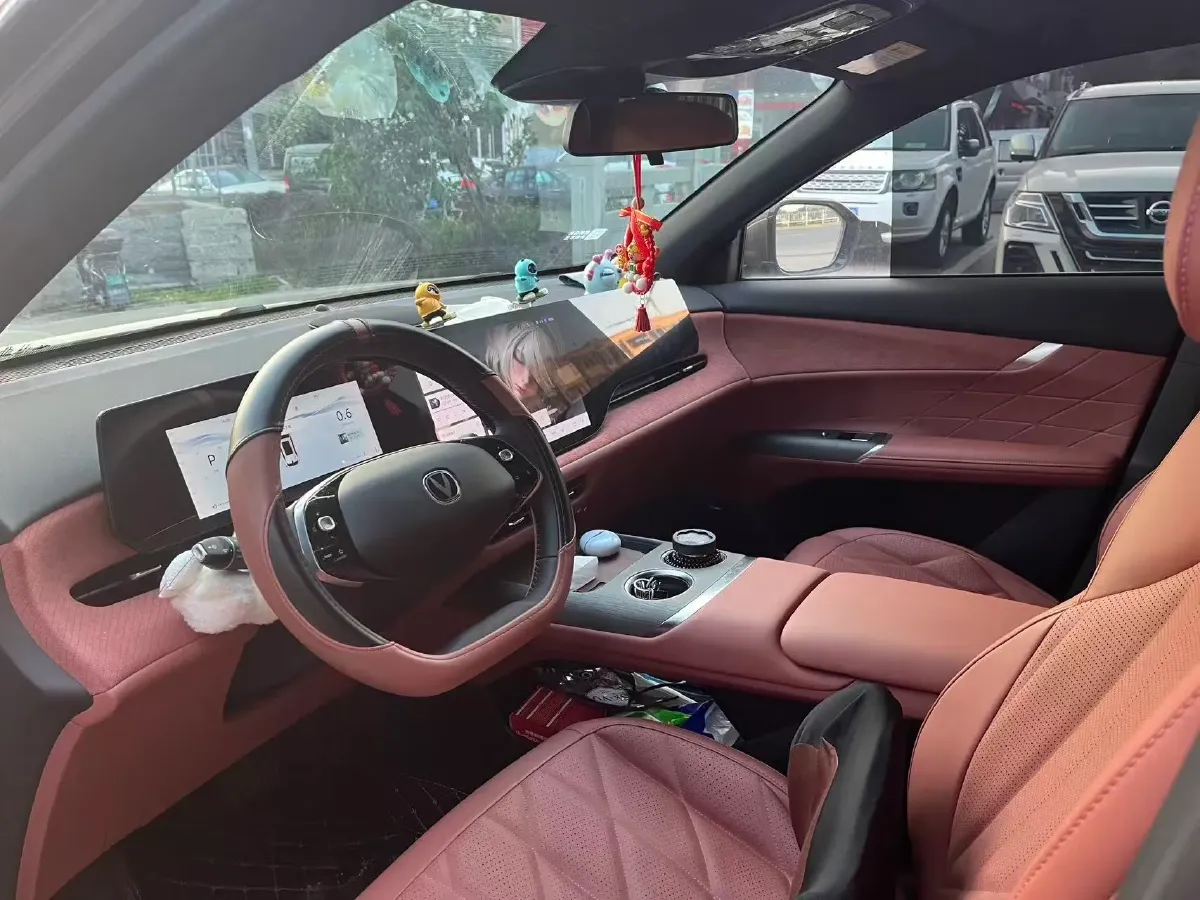 2025 ChangAn CS75 Plus 2.0T 233HP L4 8AT,autocango,china used car exporter,china ev exporter,chinese used car exporter,chinese used ev exporter