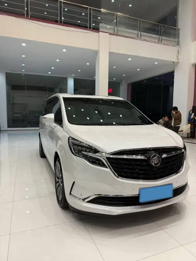 2022 Buick GL8 2.0T 237HP L4 9AT,autocango,china used car exporter,china ev exporter,chinese used car exporter,chinese used ev exporter