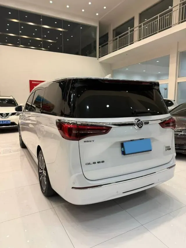 2022 Buick GL8 2.0T 237HP L4 9AT,autocango,china used car exporter,china ev exporter,chinese used car exporter,chinese used ev exporter