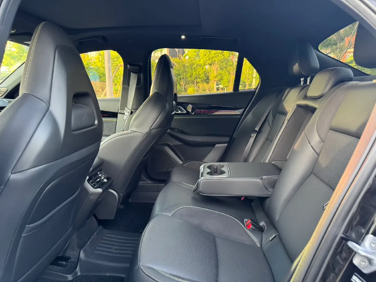 2025 LYNK&CO 03 2.0T 254HP L4 7DCT,autocango,china used car exporter,china ev exporter,chinese used car exporter,chinese used ev exporter