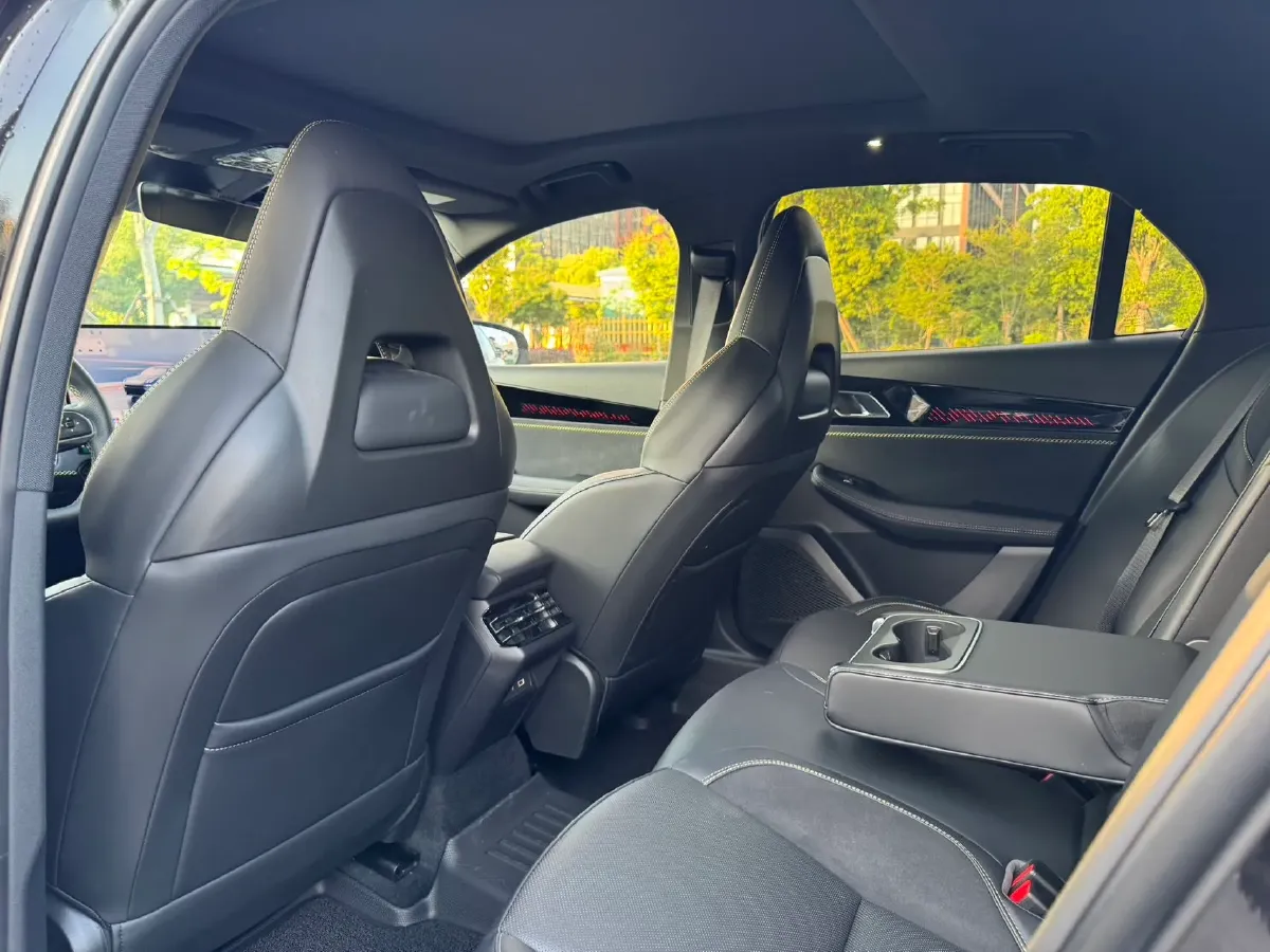 2025 LYNK&CO 03 2.0T 254HP L4 7DCT,autocango,china used car exporter,china ev exporter,chinese used car exporter,chinese used ev exporter