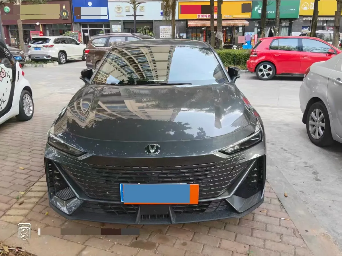 2023 ChangAn UNI-V 1.5T 188HP L4 7DCT,autocango,china used car exporter,china ev exporter,chinese used car exporter,chinese used ev exporter