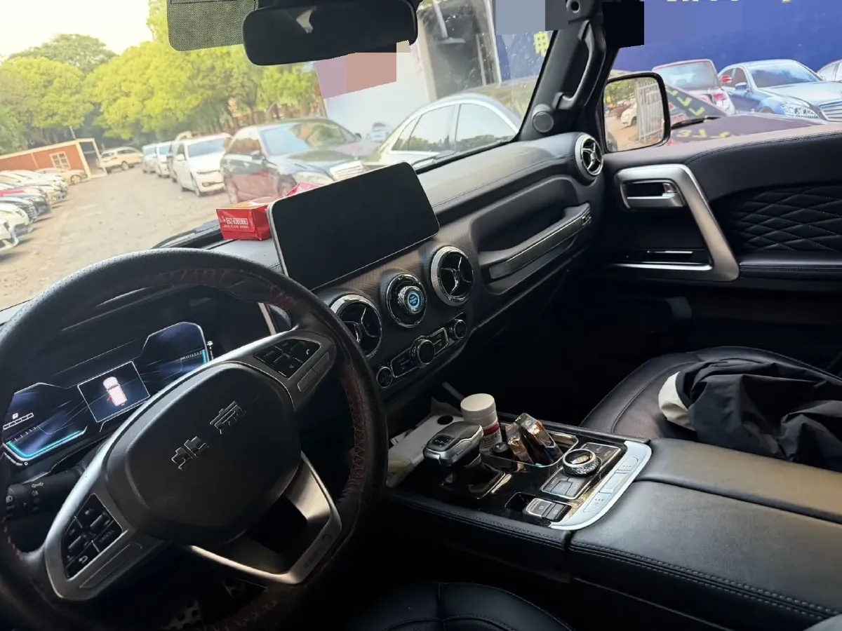 2023 Beijing BJ40 2.0T 163HP L4 8AT,autocango,china used car exporter,china ev exporter,chinese used car exporter,chinese used ev exporter