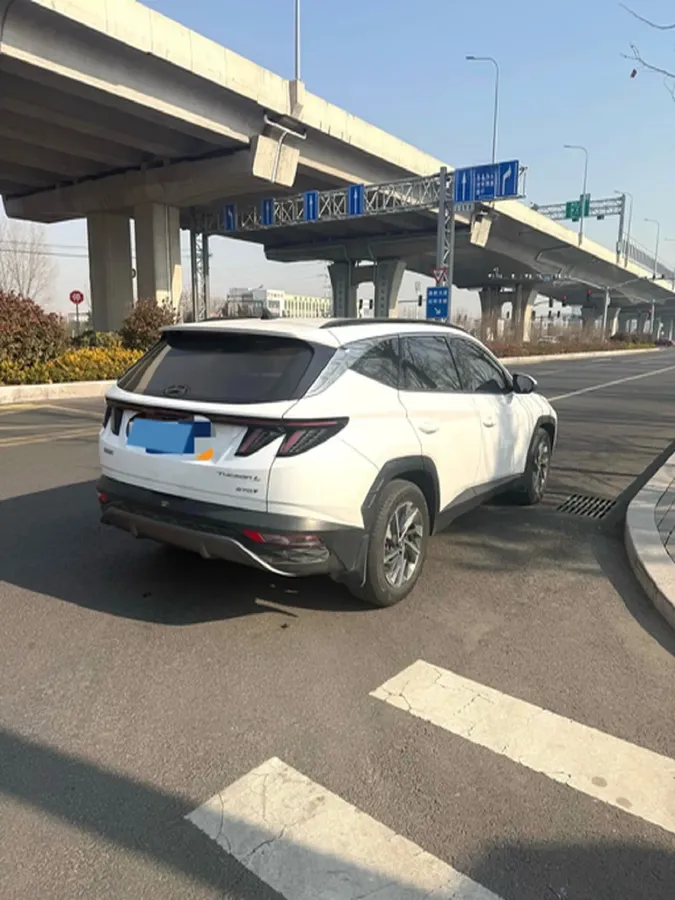 2023 Hyundai Tucson 1.5T 200HP L4 8AT,autocango,china used car exporter,china ev exporter,chinese used car exporter,chinese used ev exporter