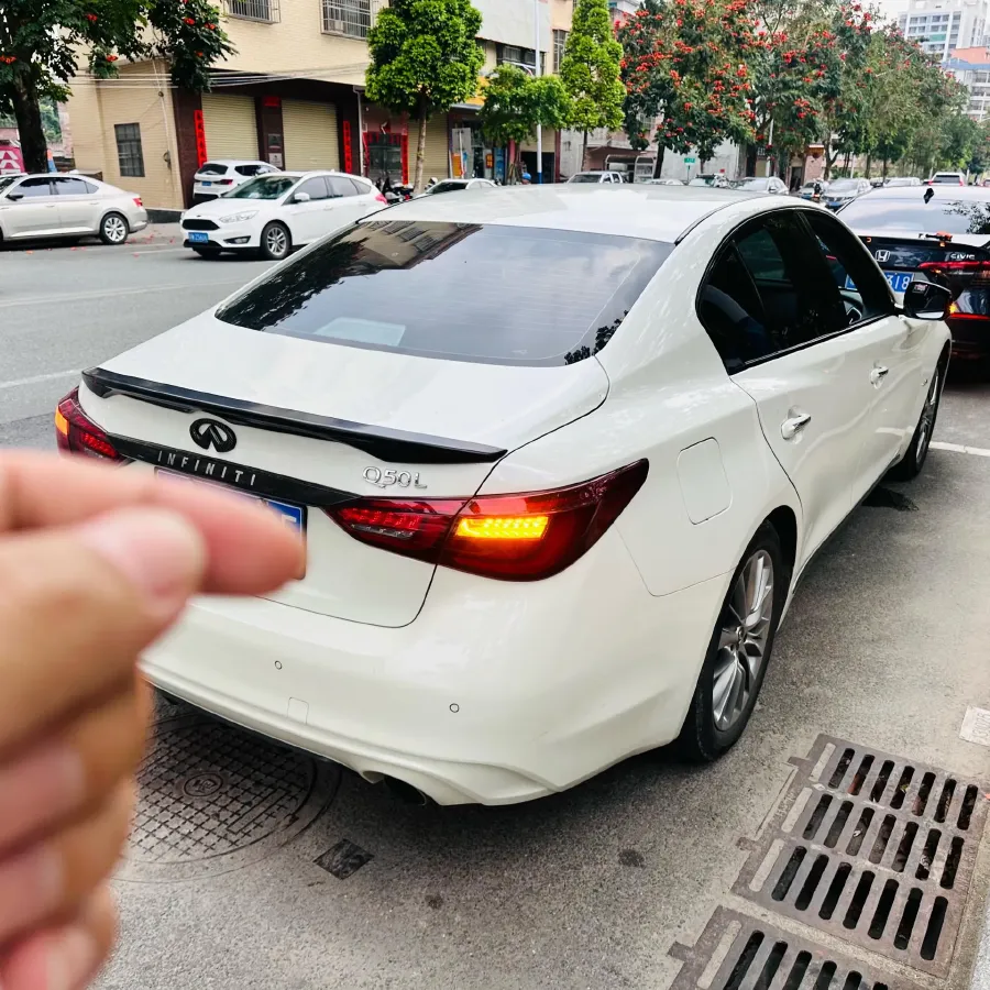 2018 Jeep Grand Commander 2.0T 265HP L4 9AT,autocango,china used car exporter,china ev exporter,chinese used car exporter,chinese used ev exporter