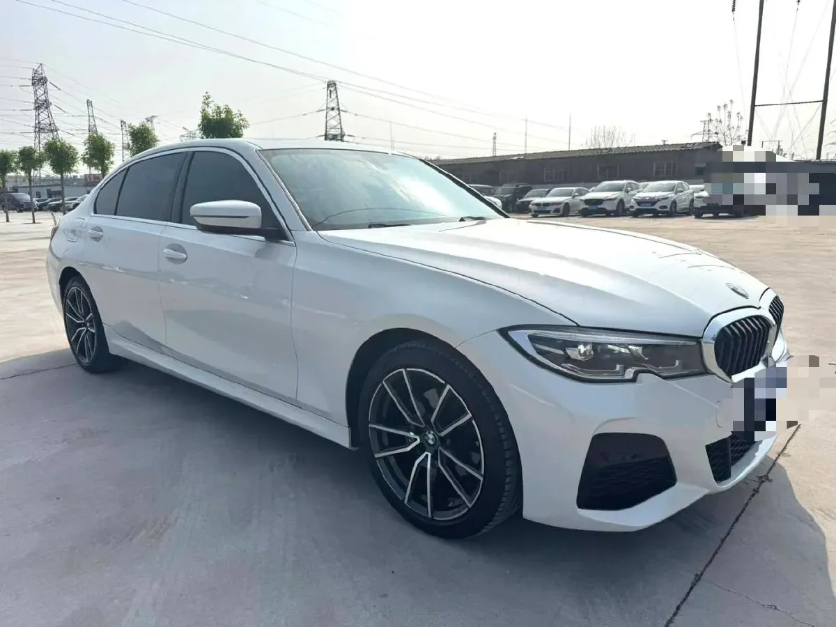 2022 BMW 3 Series 2.0T 156HP L4 8AT,autocango,china used car exporter,china ev exporter,chinese used car exporter,chinese used ev exporter
