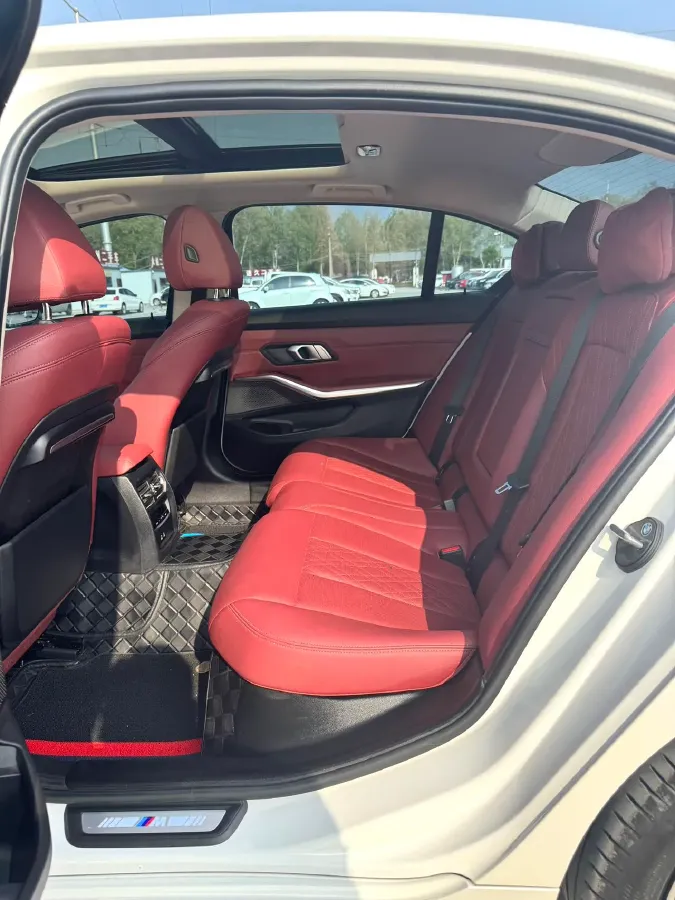 2022 BMW 3 Series 2.0T 156HP L4 8AT,autocango,china used car exporter,china ev exporter,chinese used car exporter,chinese used ev exporter