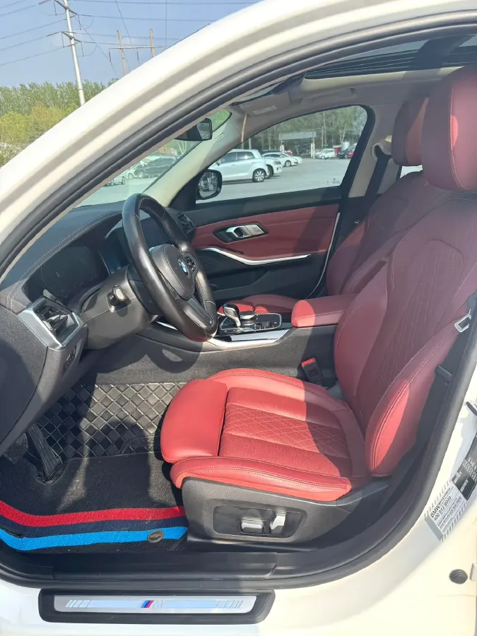 2022 BMW 3 Series 2.0T 156HP L4 8AT,autocango,china used car exporter,china ev exporter,chinese used car exporter,chinese used ev exporter