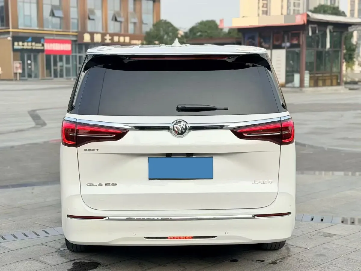 2022 Buick GL8 2.0T 237HP L4 9AT,autocango,china used car exporter,china ev exporter,chinese used car exporter,chinese used ev exporter