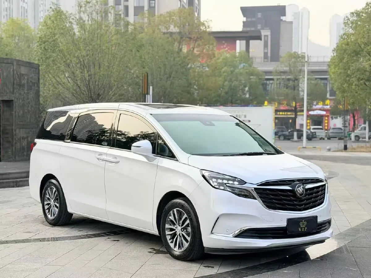 2022 Buick GL8 2.0T 237HP L4 9AT,autocango,china used car exporter,china ev exporter,chinese used car exporter,chinese used ev exporter