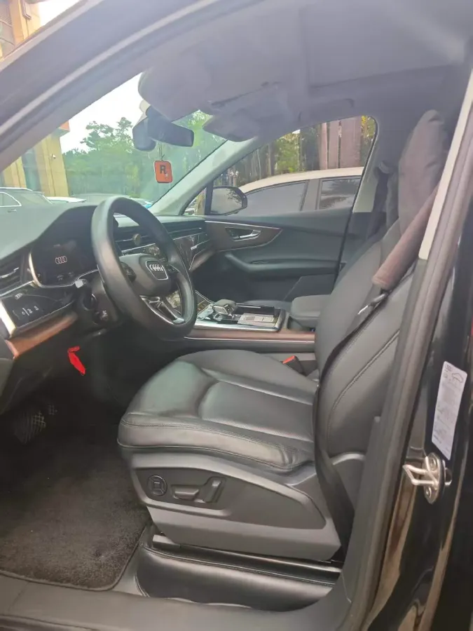 2022 Volkswagen Touareg 3.0T 340HP V6 8AT,autocango,china used car exporter,china ev exporter,chinese used car exporter,chinese used ev exporter