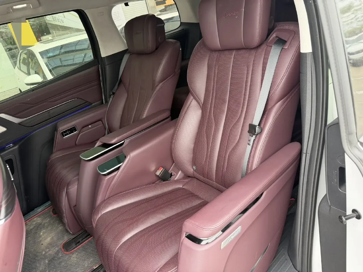 2023 Buick Century 2.0T 237HP L4 9AT,autocango,china used car exporter,china ev exporter,chinese used car exporter,chinese used ev exporter