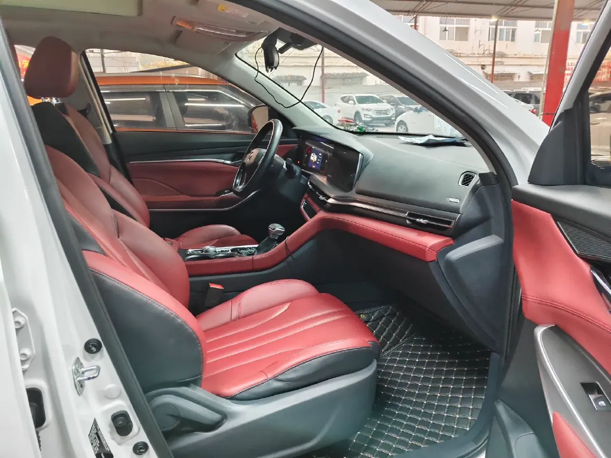 2022 ChangAn CS75 Plus 1.5T 178HP L4 6AT,autocango,china used car exporter,china ev exporter,chinese used car exporter,chinese used ev exporter