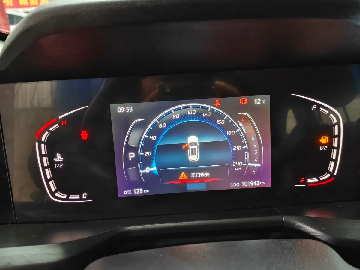 2022 ChangAn CS75 Plus 1.5T 178HP L4 6AT,autocango,china used car exporter,china ev exporter,chinese used car exporter,chinese used ev exporter