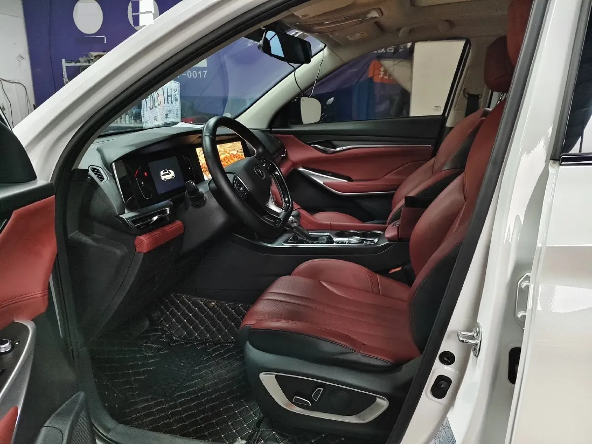 2022 ChangAn CS75 Plus 1.5T 178HP L4 6AT,autocango,china used car exporter,china ev exporter,chinese used car exporter,chinese used ev exporter