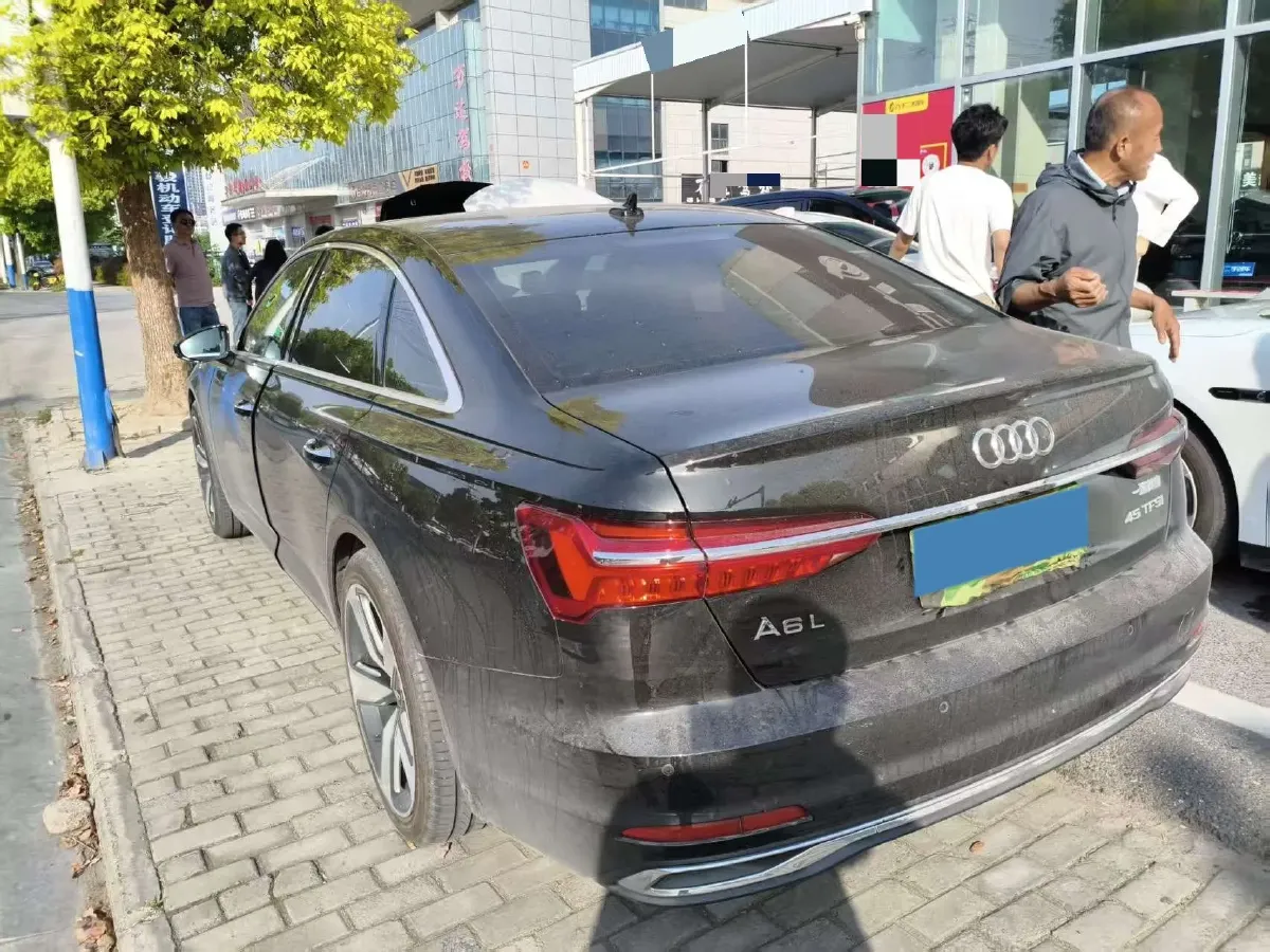 2024 Audi A6L 2.0T 190HP L4 7DCT,autocango,china used car exporter,china ev exporter,chinese used car exporter,chinese used ev exporter