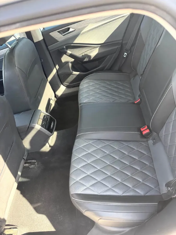 2023 Volkswagen Sagitar 1.2T 116HP L4 7DCT,autocango,china used car exporter,china ev exporter,chinese used car exporter,chinese used ev exporter