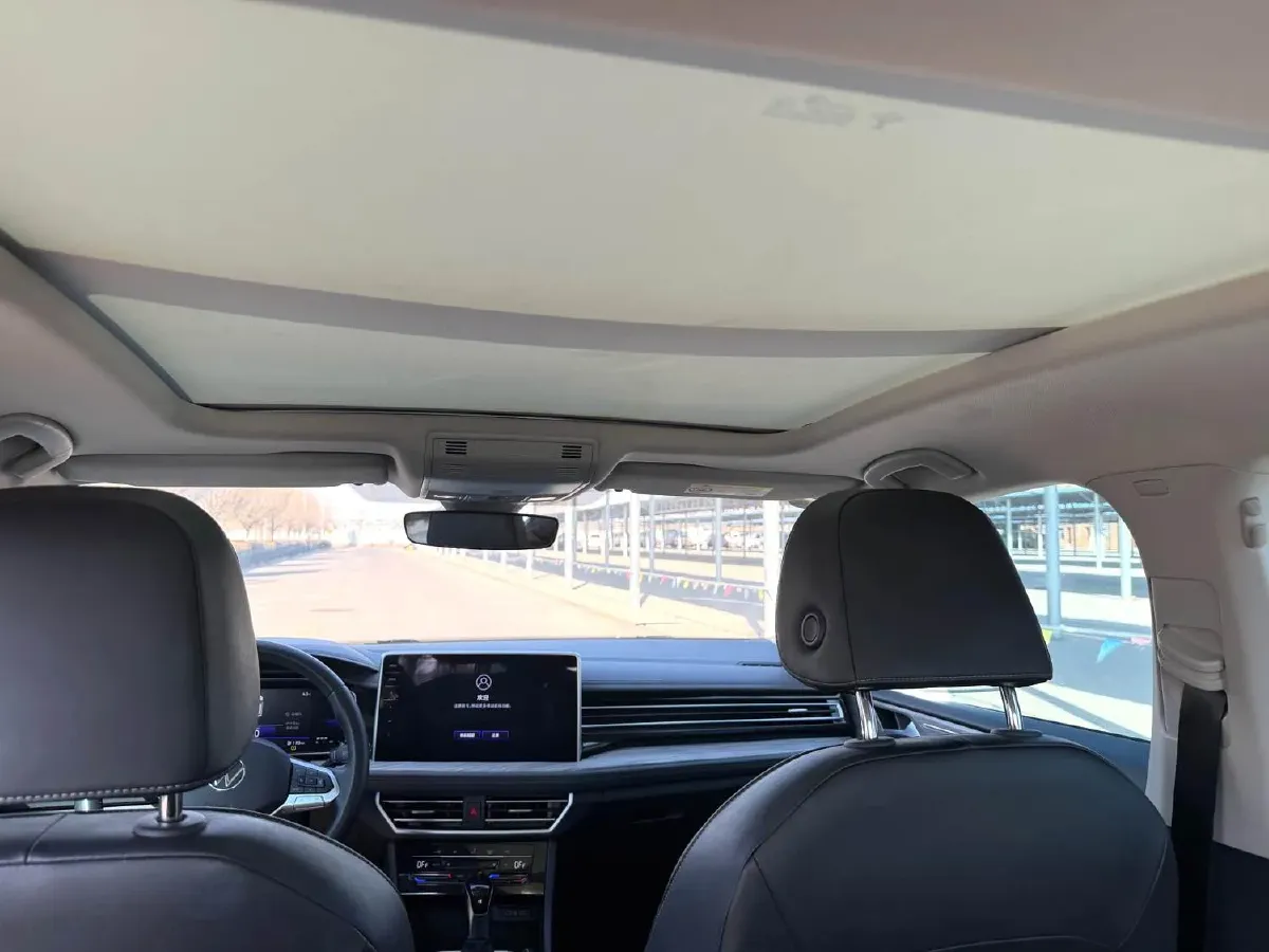 2023 Volkswagen Sagitar 1.2T 116HP L4 7DCT,autocango,china used car exporter,china ev exporter,chinese used car exporter,chinese used ev exporter